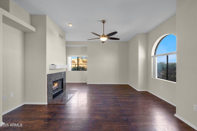 Building Photo - 16354 E Palisades Blvd