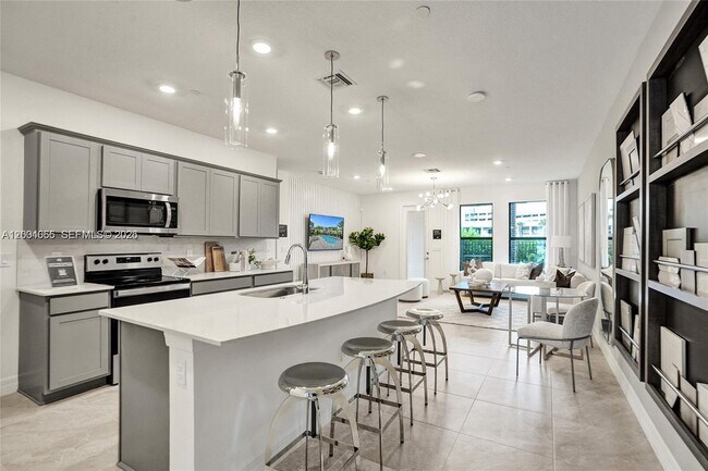 Building Photo - 8344 NW 7th Pl