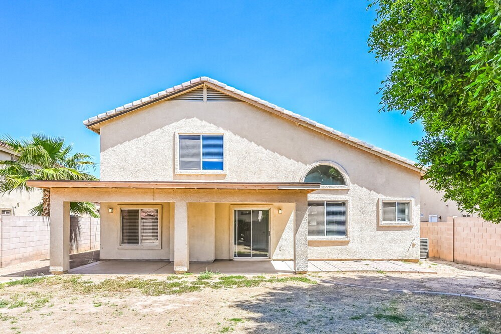 Building Photo - 15825 W Redfield Rd