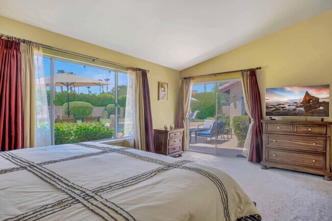 Building Photo - 39795 Regency Way