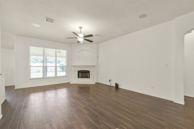 Building Photo - 1414 Phoenician Dr