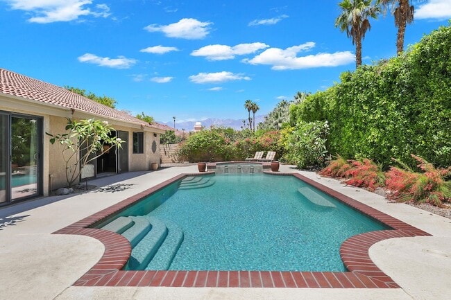 Building Photo - 70825 Ironwood Dr