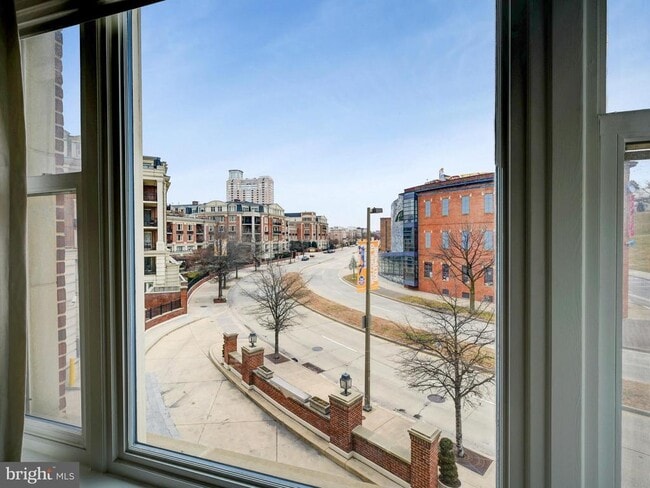 Building Photo - 801 Key Hwy