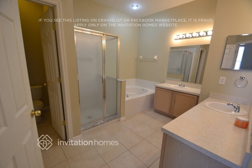 Building Photo - 12113 Kendra Ct