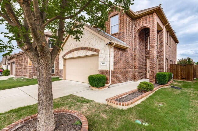 Building Photo - Modern Suburban Retreat in the Heart of McKinney