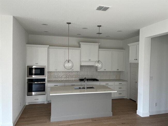 Building Photo - 9644 Mount Brewer Ln