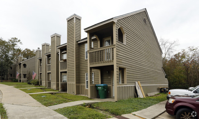 Building Photo - Anatole Bay Town Homes