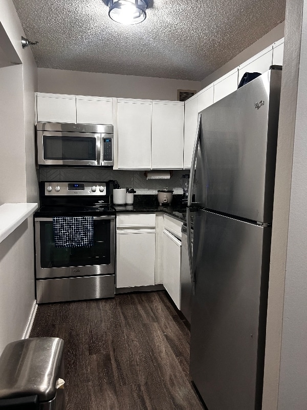 Building Photo - 440 N McClurg Ct