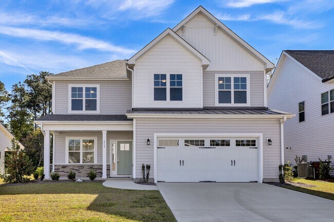 Primary Photo - 4 bedroom, 3.5 bath Hampstead home in Sanc...