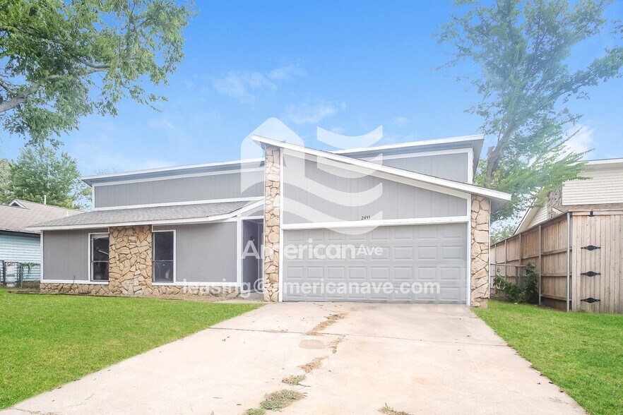 Building Photo - 2433 S 139th E Ave