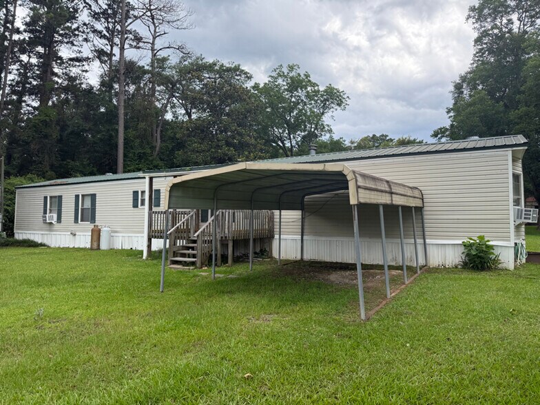 Building Photo - 1353 LA-139