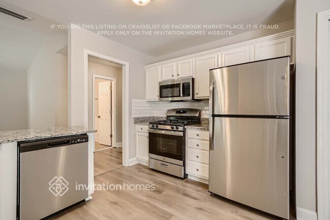 Building Photo - 7470 Hunters Ridge Dr