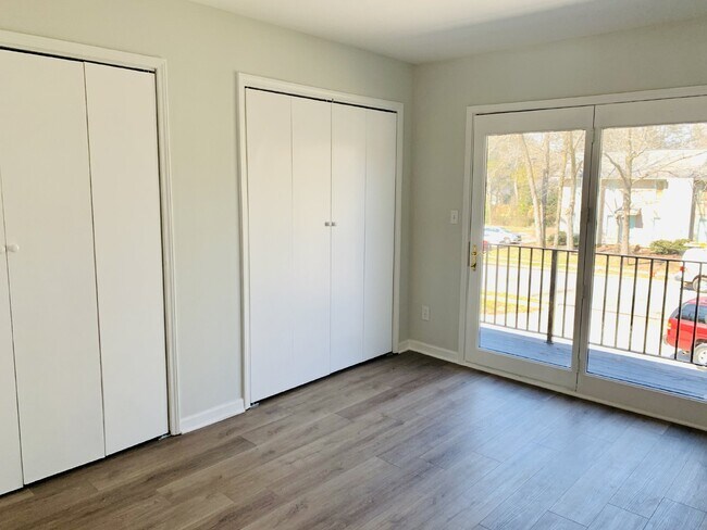 Building Photo - $500 off one month.  Call for details. "Ch...