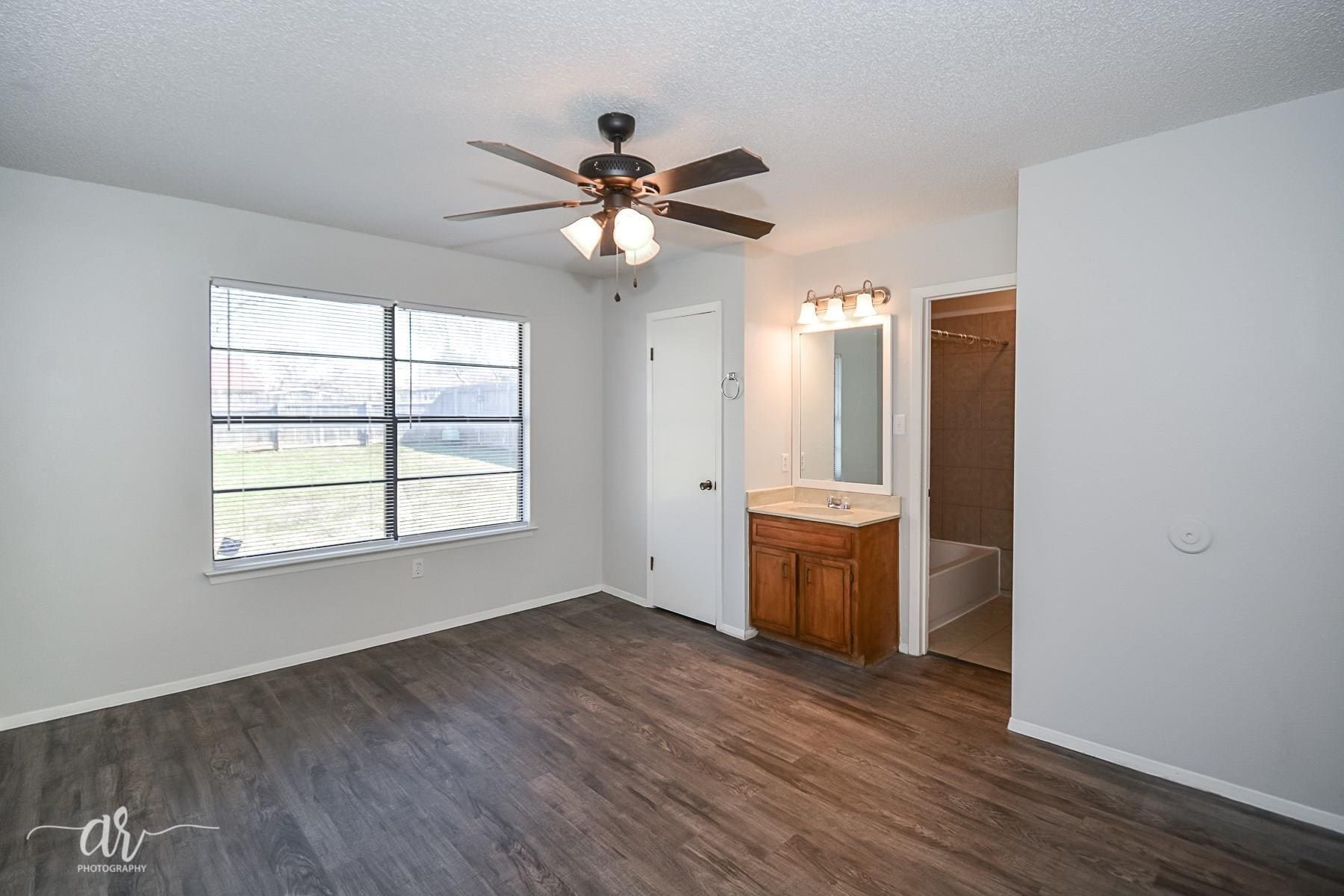 Building Photo - 1725 Partridge Pl