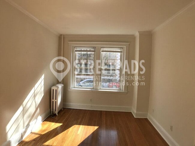 Building Photo - 2 bedroom in Boston MA 02135
