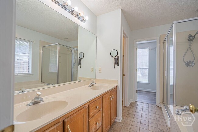 Building Photo - 114 Laurens Ln