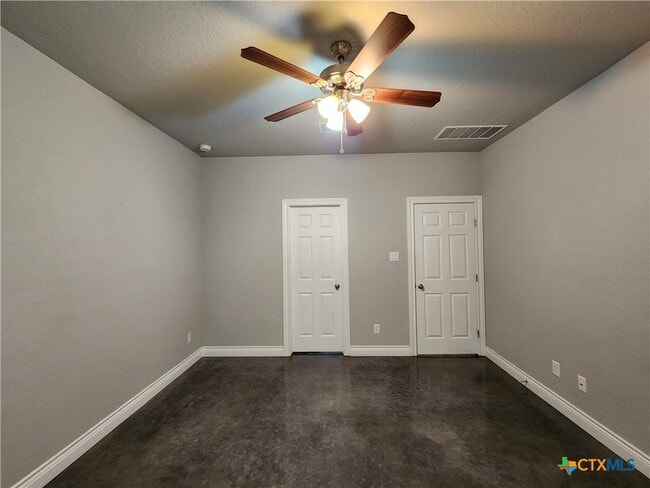 Building Photo - 184 E Torrey St