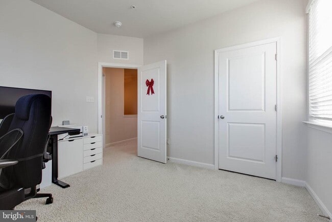 Building Photo - 7928 Patterson Wy