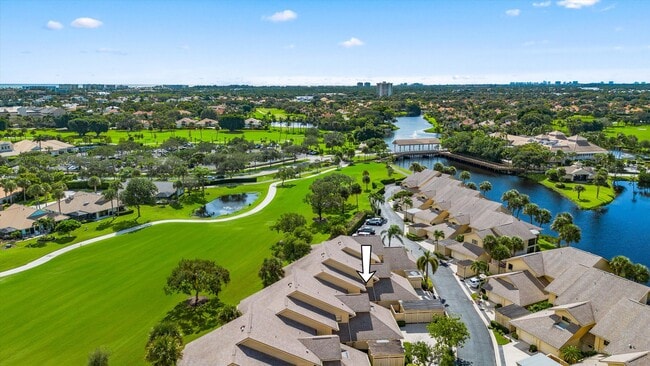 Building Photo - 16914 Waterbend Dr