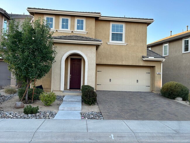 Building Photo - Beautiful 2 story home in South Reno
