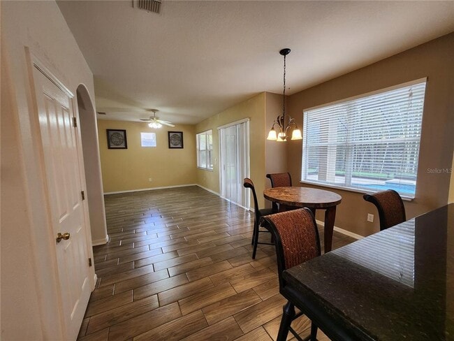 Building Photo - 3913 Roswell Pl