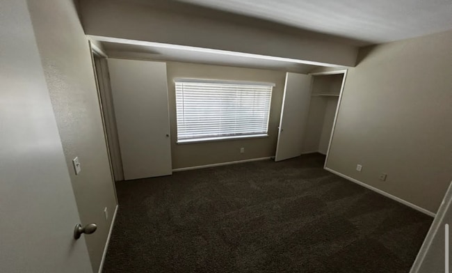 Building Photo - 11341 Rancho La Brea Dr
