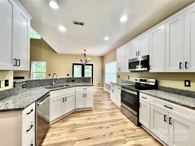 Building Photo - 8220 Brisbin Drive