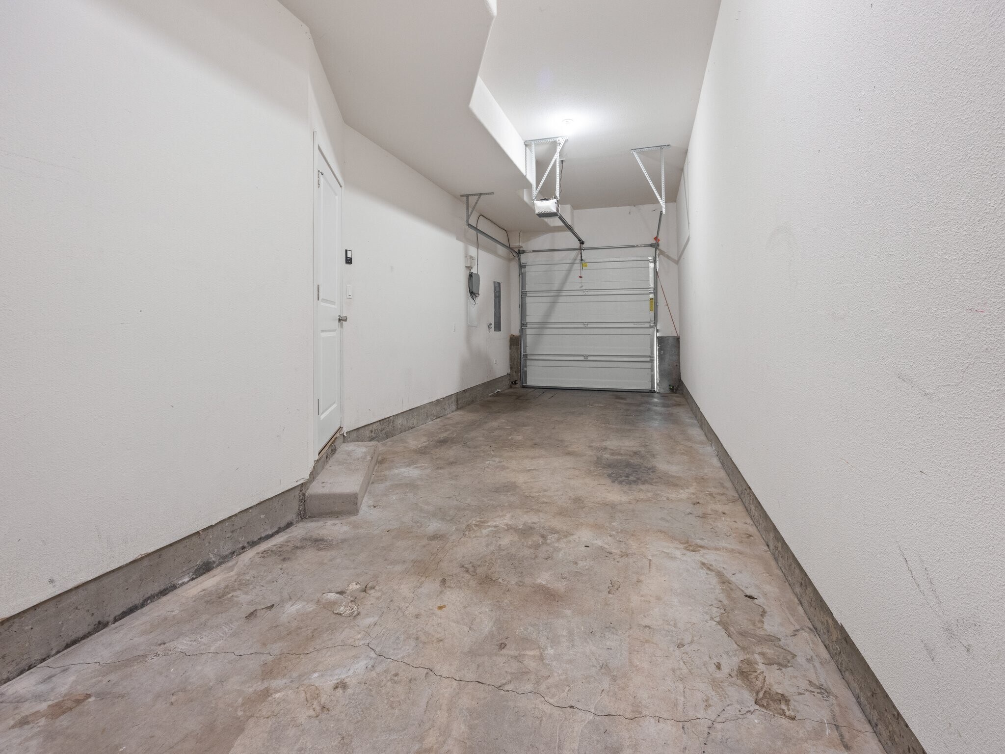 Building Photo - 475 SE 35th St
