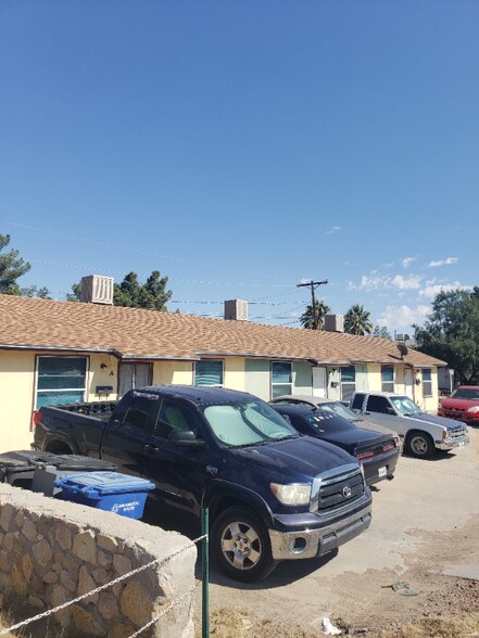 Building Photo - 7375 N Loop Dr