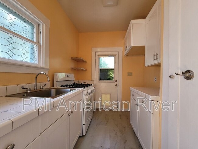 Building Photo - 1222 U St