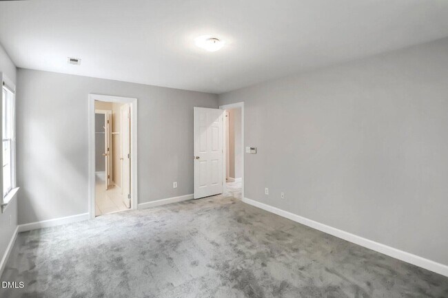 Building Photo - 301 Perry Creek Dr