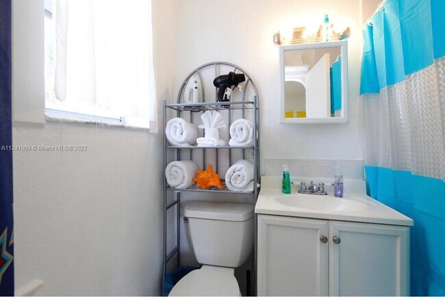 Building Photo - 7300 Ocean Terrace