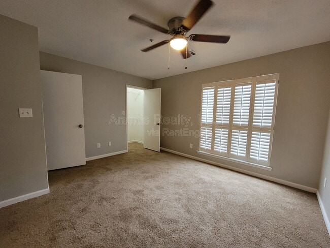 Building Photo - 3058 Steeplechase Dr