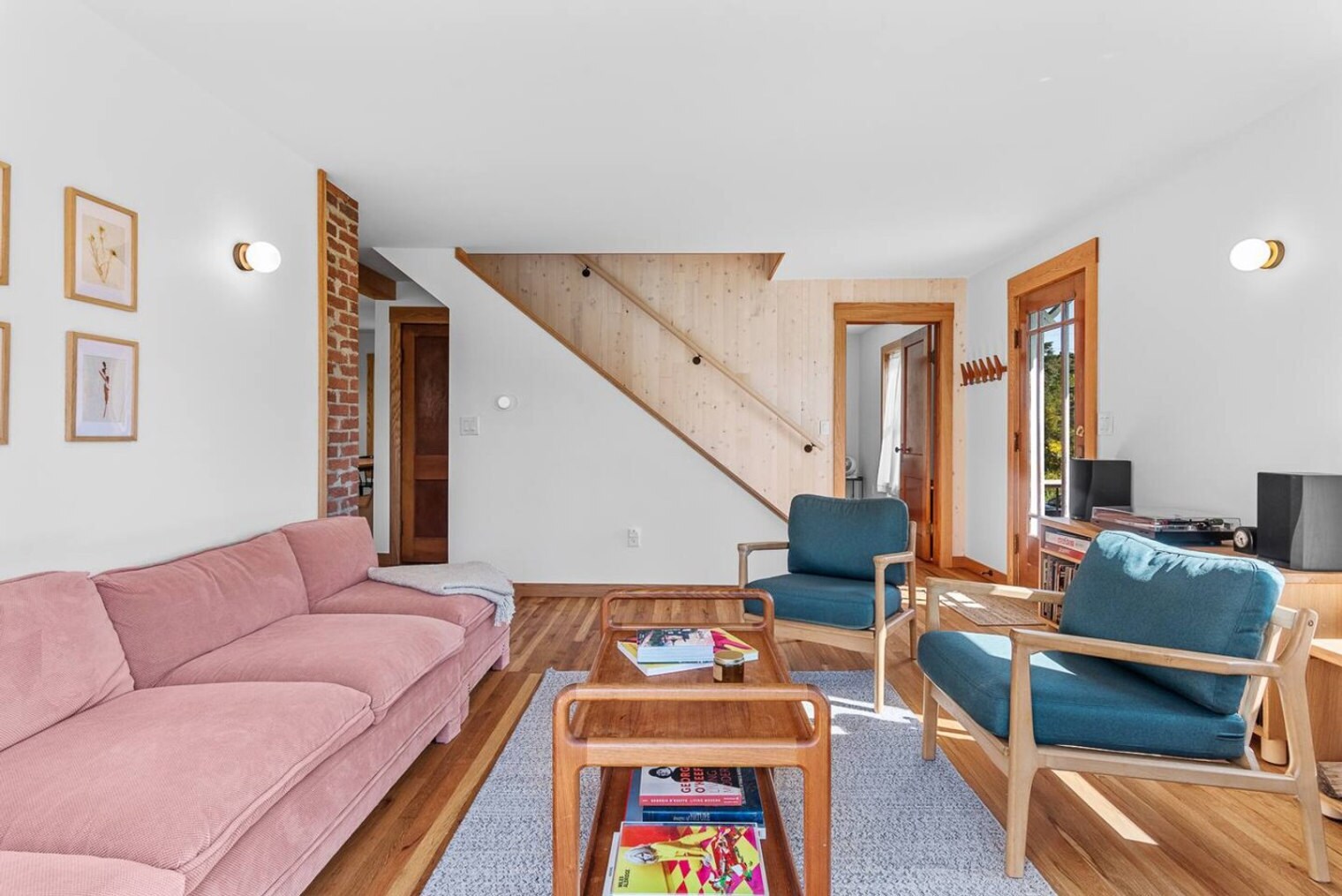 Building Photo - 2697 Chambers Hollow Rd