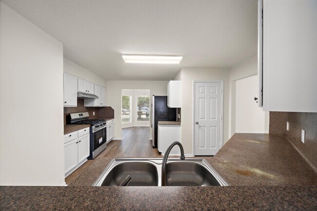 Building Photo - 3235 Clipper Winds Way