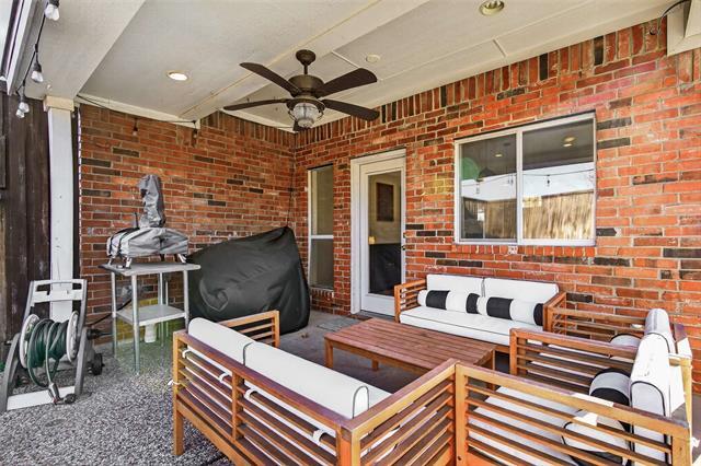 Building Photo - 8217 Bulrush Dr