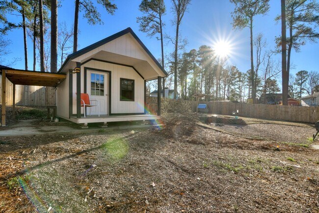 Building Photo - 4 Bedroom Ranch in Columbia County