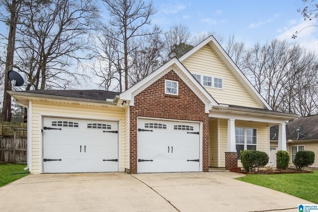 Building Photo - 124124 Rossburg Dr