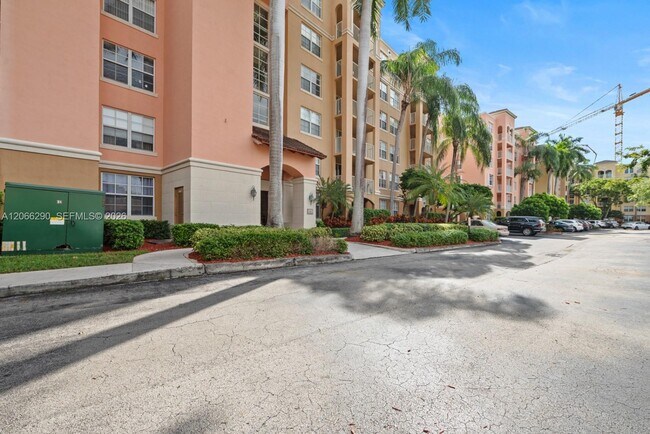 Building Photo - 19655 E Country Club Dr