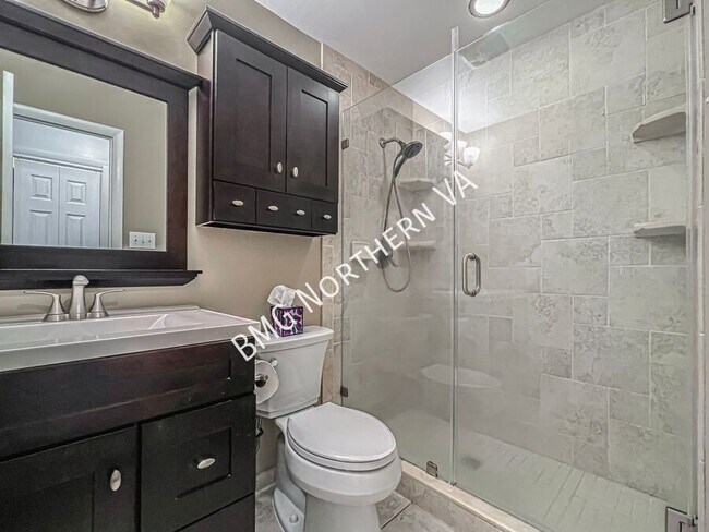Building Photo - 3816B Steppes Ct