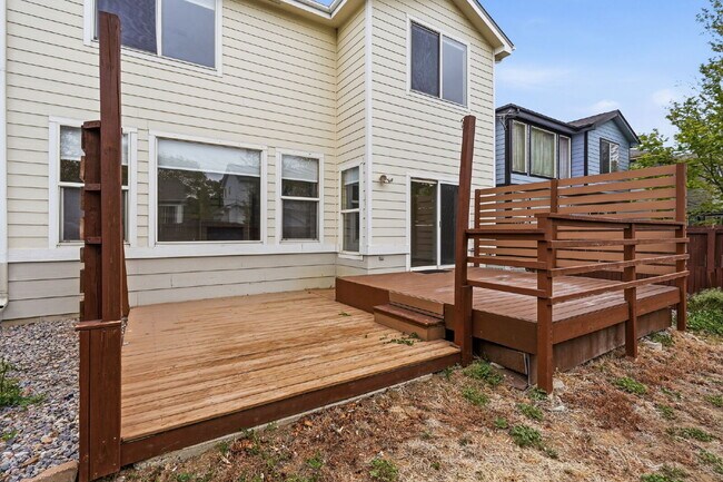 Building Photo - Welcome to this well-maintained 4-bedroom home in the heart of Thornton!