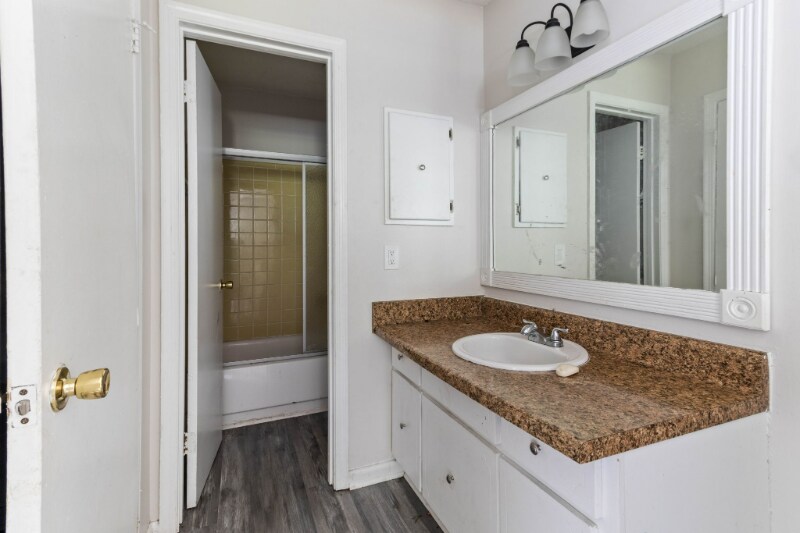 Building Photo - 6431 Starbrook Dr