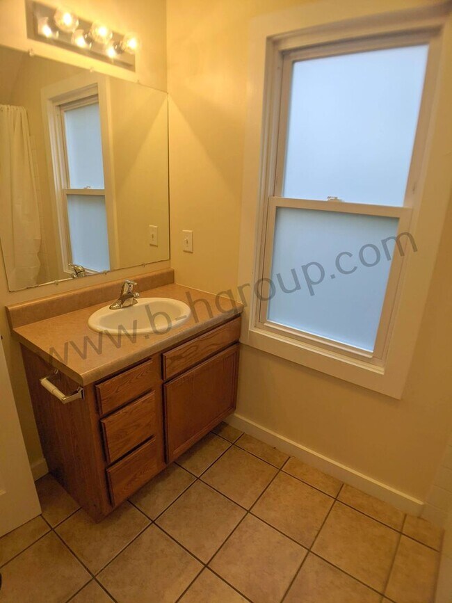 Building Photo - 1313 73rd St