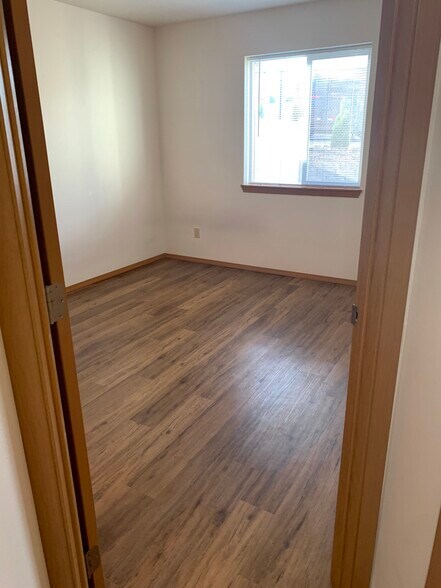 3rd bedroom - 1603 W Mead Ave