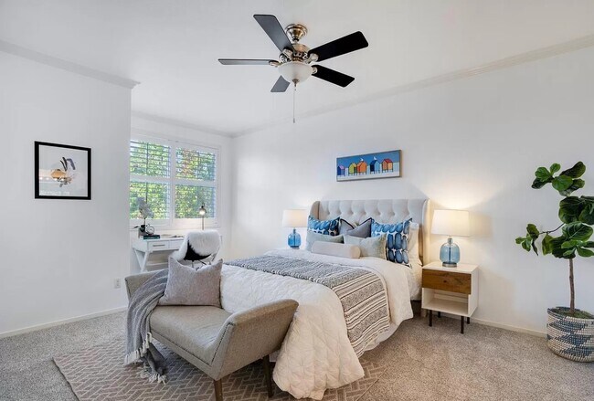 Building Photo - Secure, Clean & Ready