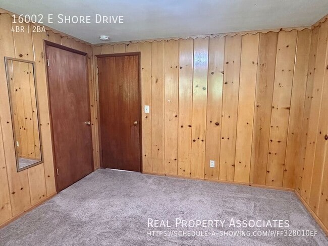 Building Photo - 16002 E Shore Dr