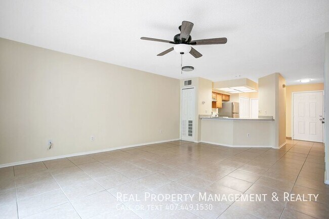 Building Photo - 2 BR / 2.5 BA Townhome in Cypress Creek Go...