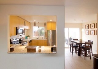 Building Photo - 632 E Solana Cir