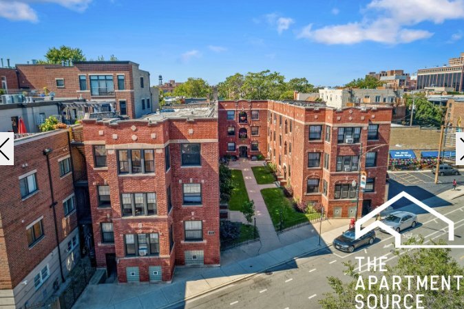 Building Photo - 2887 N Clark St