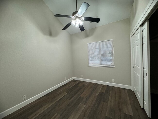 Building Photo - Available NOW - Stunning 3 Bed, 3 Bath Home in North Chico